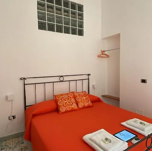 Casa vacanze Queen Carolina's Homes - In Old Town *